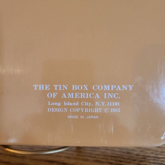 Vintage Tin Box Company 1983 Tin Country Farmhouse Apple Candles Cinnamon - Picture 7 of 11